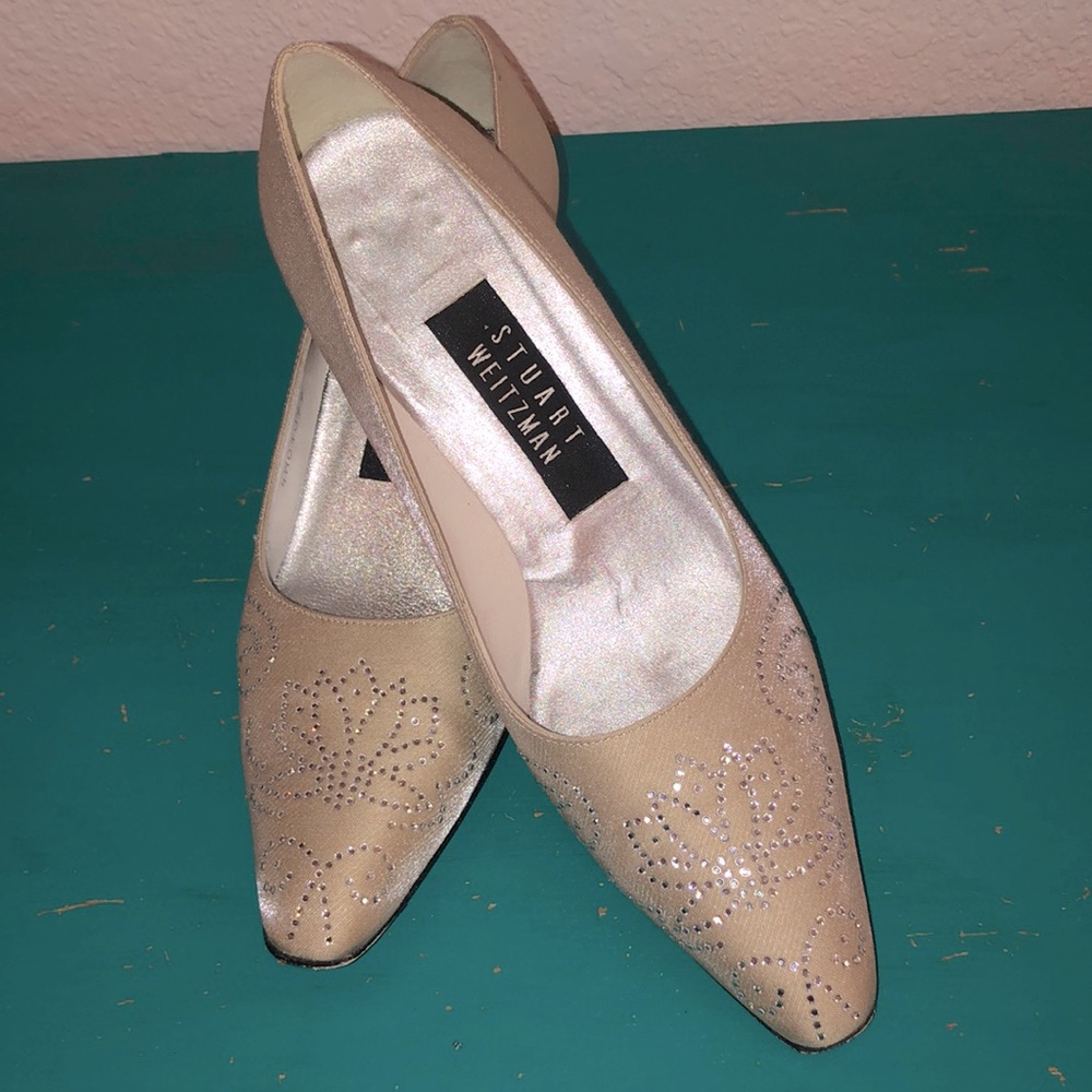 Stuart Weizman Embellished Pumps SZ 6